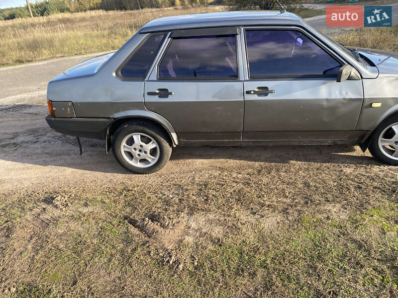Седан ВАЗ / Lada 21099 2000 в Бородянці
