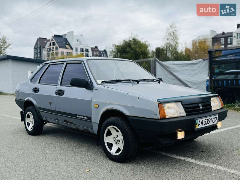 Седан ВАЗ / Lada 21099 2007 в Белогородке