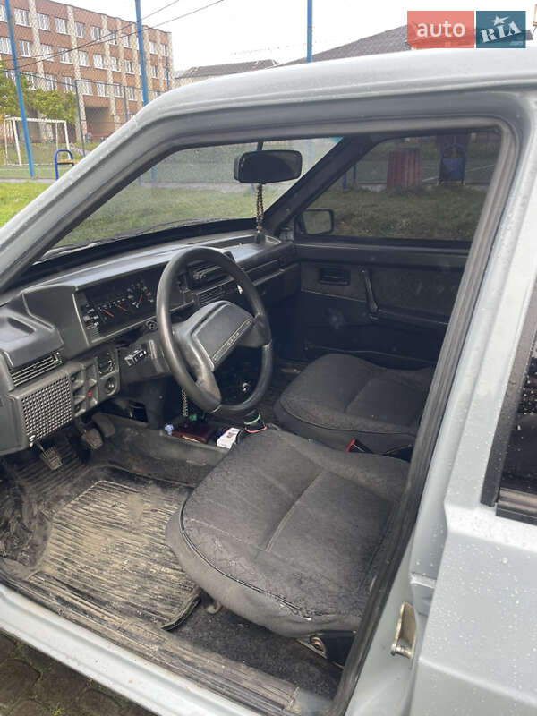 Седан ВАЗ / Lada 21099 2005 в Львове фото 9 Седан ВАЗ / Lada 21099 2005 в Львове