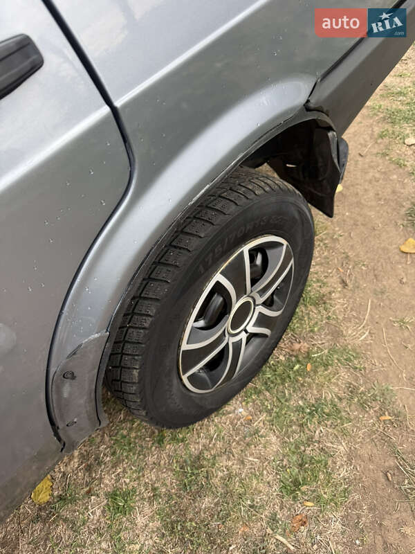 Седан ВАЗ / Lada 21099 2009 в Запоріжжі фото 20 Седан ВАЗ / Lada 21099 2009 в Запоріжжі