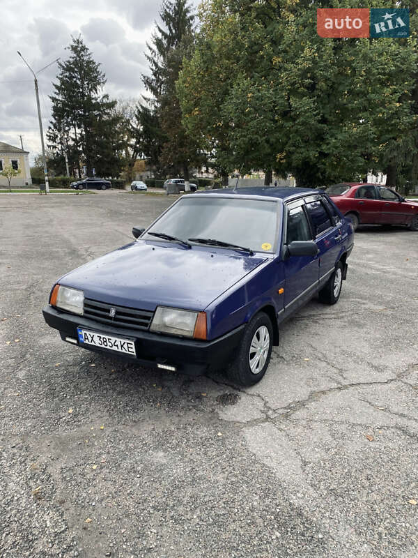 Седан ВАЗ / Lada 21099 1998 в Валках