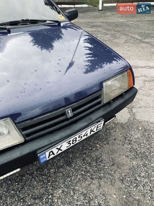 Седан ВАЗ / Lada 21099 1998 в Валках