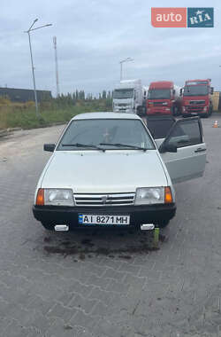 Седан ВАЗ 21099 2002 в  фото 3 Седан ВАЗ 21099 2002 в