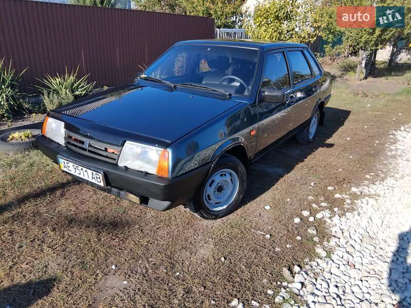 Седан ВАЗ / Lada 21099 2004 в Новомосковске фото 8 Седан ВАЗ / Lada 21099 2004 в Новомосковске