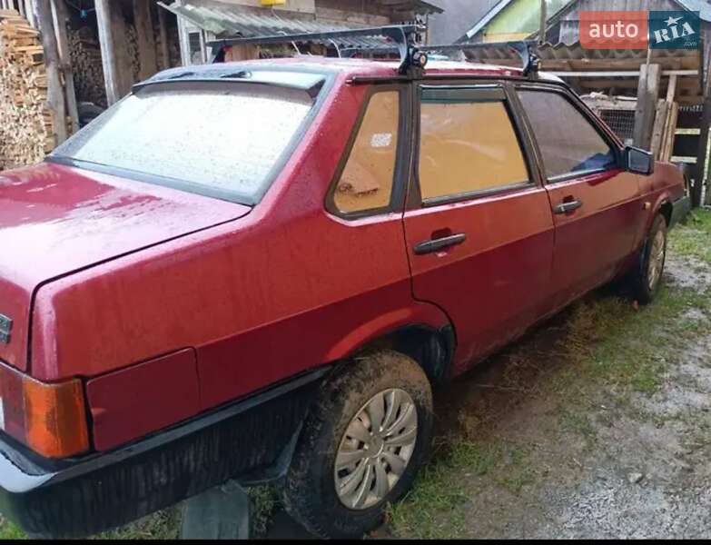 Седан ВАЗ / Lada 21099 1997 в Долині
