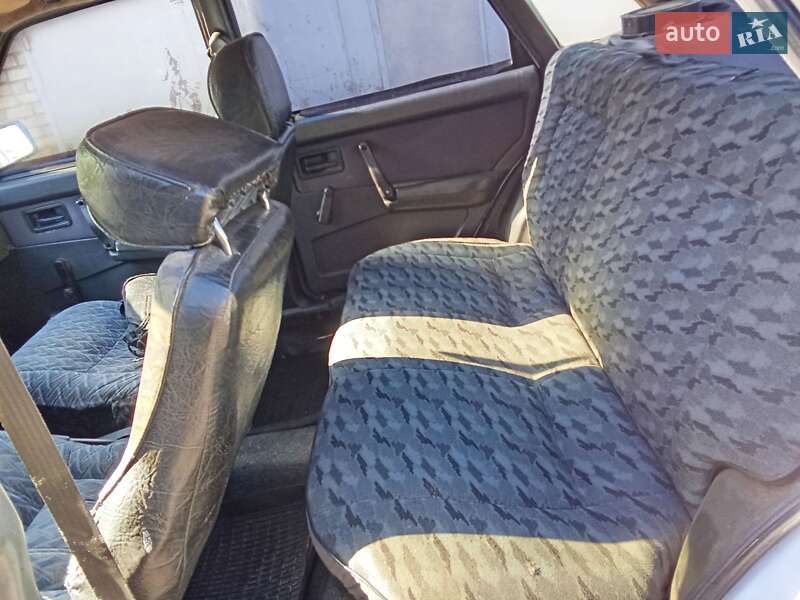 Седан ВАЗ / Lada 21099 2000 в Миколаєві