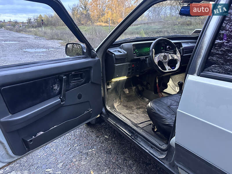 Седан ВАЗ / Lada 21099 2002 в Ромнах фото 19 Седан ВАЗ / Lada 21099 2002 в Ромнах