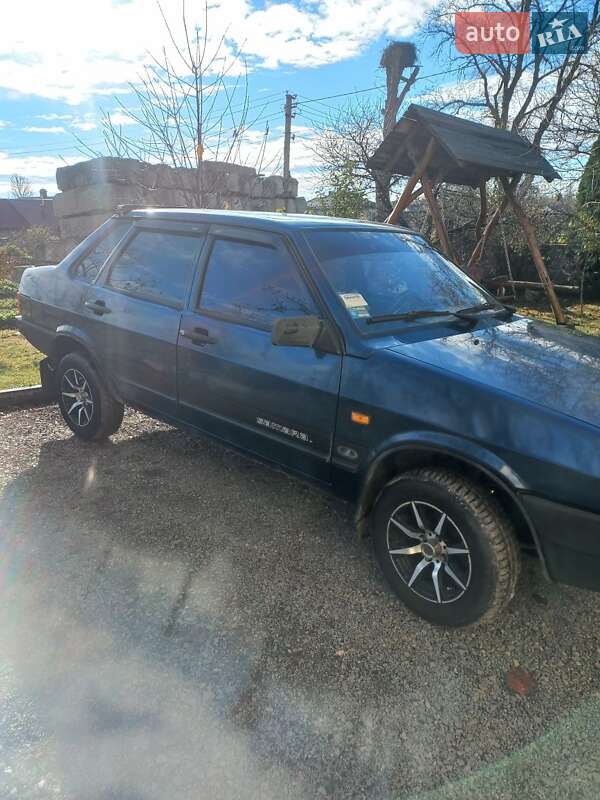 Седан ВАЗ / Lada 21099 2010 в Львові