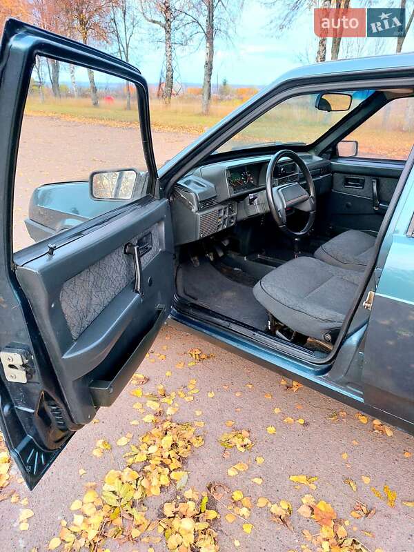 Седан ВАЗ / Lada 21099 2005 в Тростянці