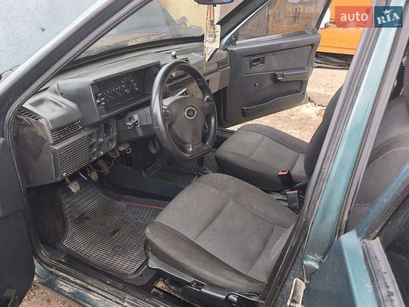 Седан ВАЗ / Lada 21099 2006 в Львове фото 5 Седан ВАЗ / Lada 21099 2006 в Львове