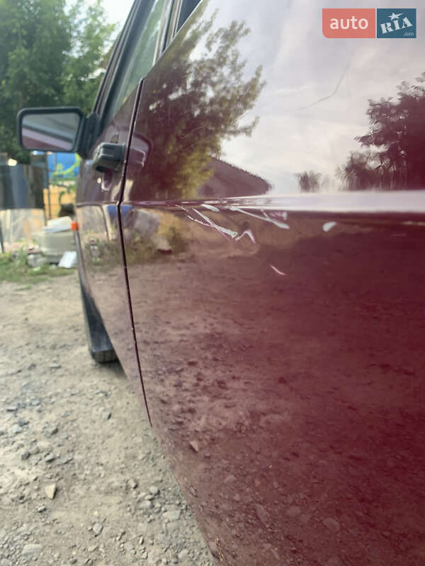 Седан ВАЗ / Lada 21099 2000 в Ужгороді