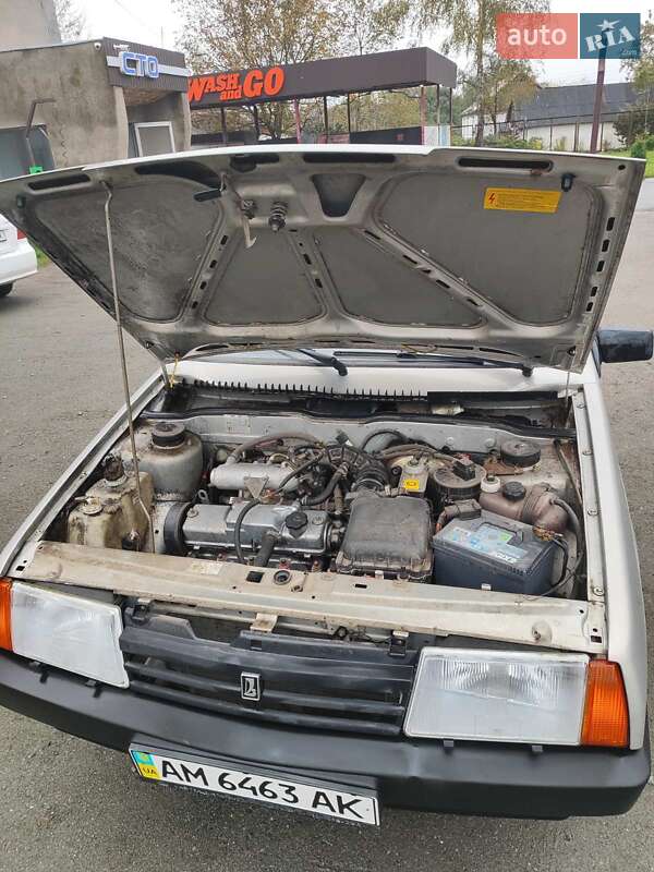 Седан ВАЗ / Lada 21099 2006 в Киеве