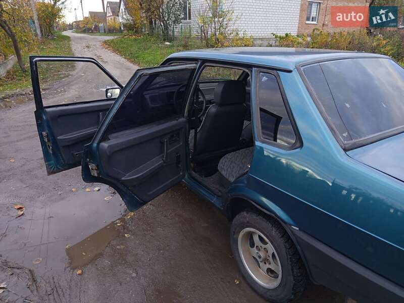 Седан ВАЗ / Lada 21099 2000 в Бердичеве фото 16 Седан ВАЗ / Lada 21099 2000 в Бердичеве