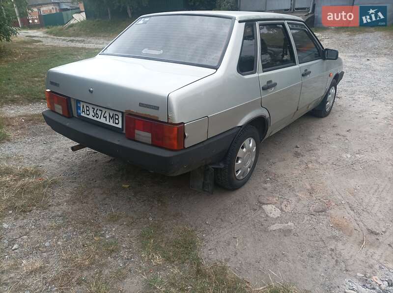 Седан ВАЗ / Lada 21099 2007 в Калиновке