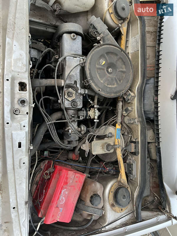 Седан ВАЗ / Lada 21099 1998 в Самборе