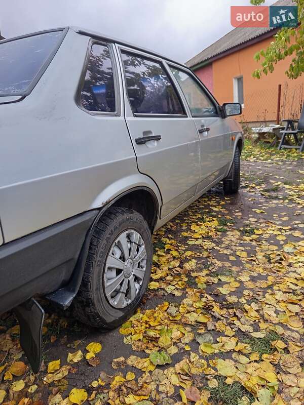 Седан ВАЗ / Lada 21099 2003 в Миргороді