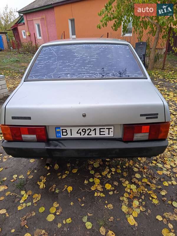 Седан ВАЗ / Lada 21099 2003 в Миргороді