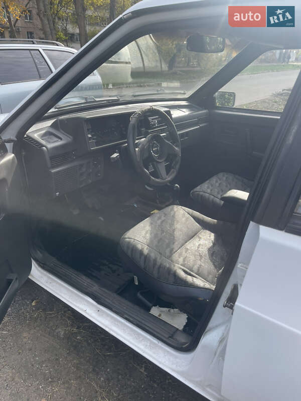 Седан ВАЗ / Lada 21099 2001 в Запорожье фото 2 Седан ВАЗ / Lada 21099 2001 в Запорожье