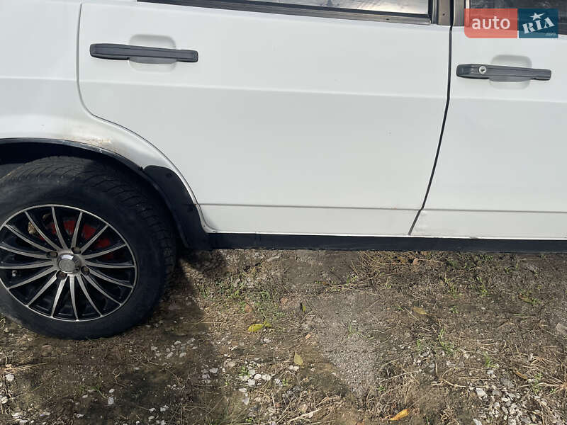 Седан ВАЗ / Lada 21099 2001 в Запорожье фото 4 Седан ВАЗ / Lada 21099 2001 в Запорожье