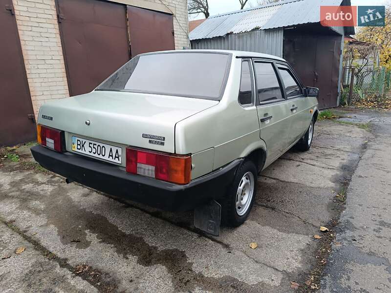 Седан ВАЗ / Lada 21099 2001 в Остроге фото 6 Седан ВАЗ / Lada 21099 2001 в Остроге