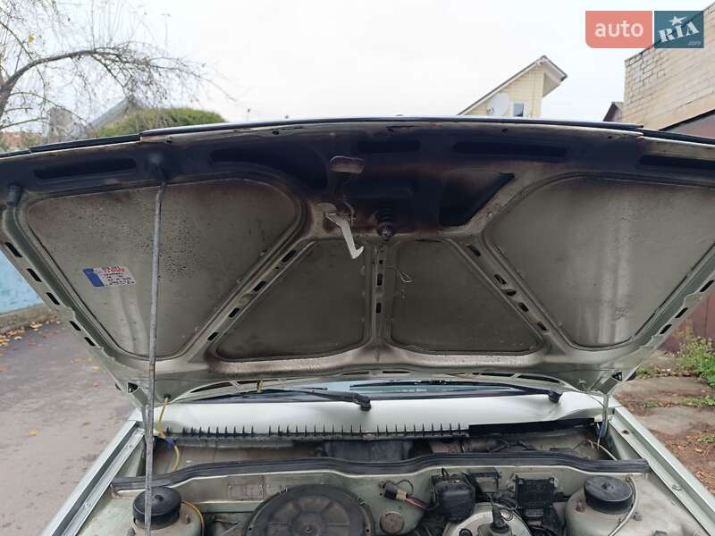 Седан ВАЗ / Lada 21099 2001 в Остроге фото 42 Седан ВАЗ / Lada 21099 2001 в Остроге