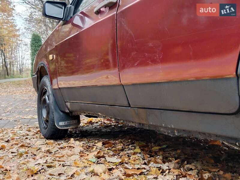 Седан ВАЗ / Lada 21099 1998 в Дрогобичі