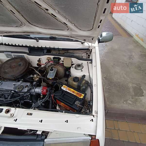 Седан ВАЗ / Lada 21099 1992 в Хмельницком