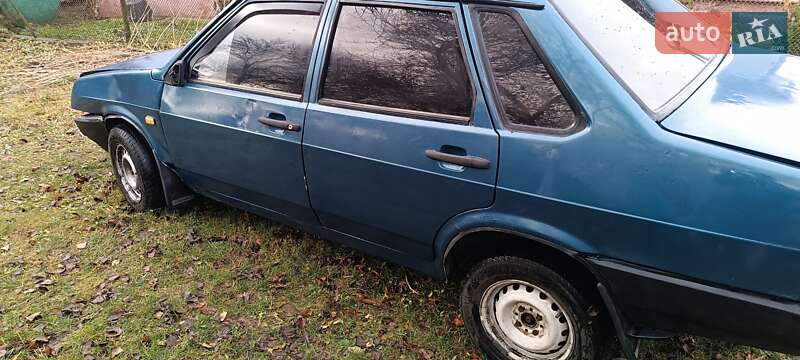 Седан ВАЗ / Lada 21099 2001 в Остроге фото 7 Седан ВАЗ / Lada 21099 2001 в Остроге