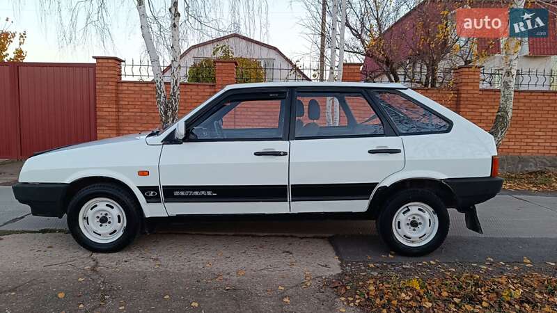 Седан ВАЗ / Lada 21099 2003 в Очакове фото 9 Седан ВАЗ / Lada 21099 2003 в Очакове