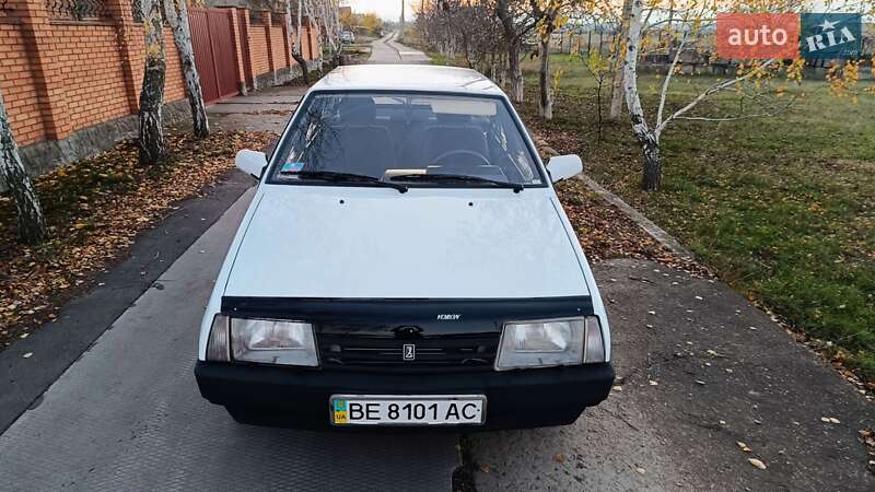 Седан ВАЗ / Lada 21099 2003 в Очакове фото 12 Седан ВАЗ / Lada 21099 2003 в Очакове