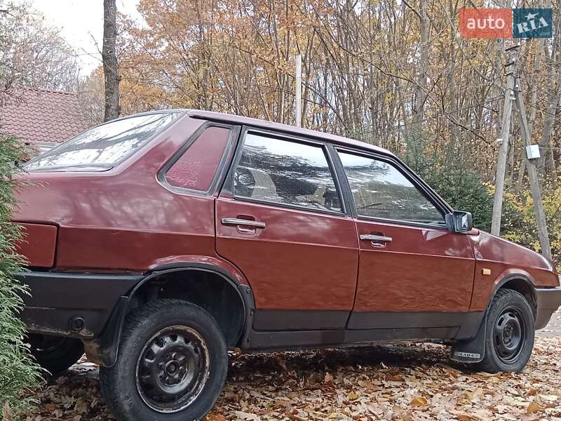 Седан ВАЗ / Lada 21099 1998 в Дрогобыче фото 4 Седан ВАЗ / Lada 21099 1998 в Дрогобыче
