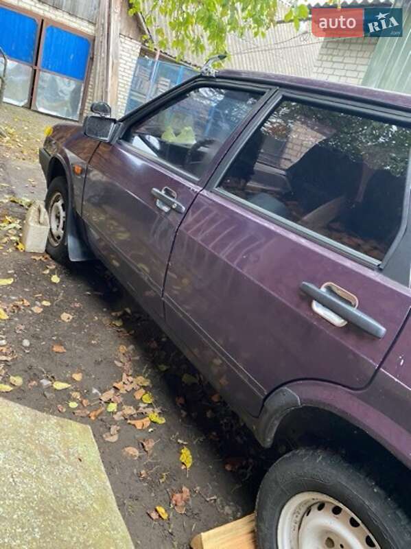 Седан ВАЗ / Lada 21099 2000 в Глухове