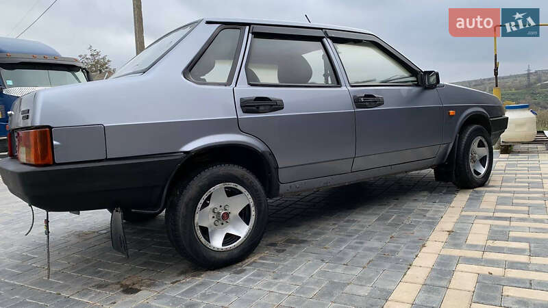 Седан ВАЗ / Lada 21099 2006 в Николаеве