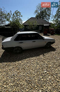 Седан ВАЗ / Lada 21099 1998 в Вижнице