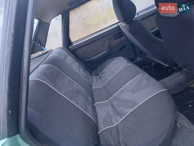 Седан ВАЗ / Lada 21099 2003 в Черновцах