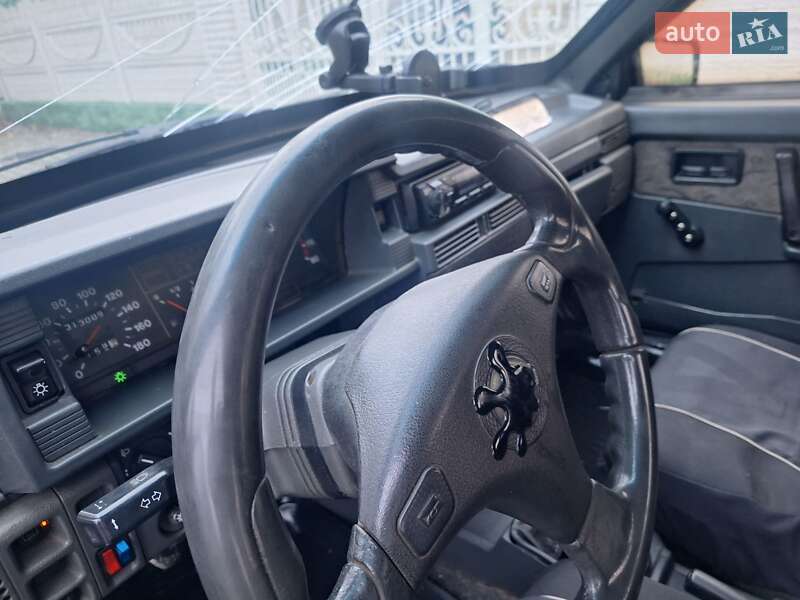 Седан ВАЗ / Lada 21099 2003 в Черновцах