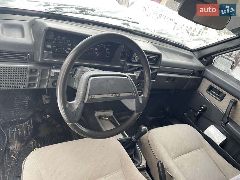 Седан ВАЗ / Lada 21099 2004 в Львове