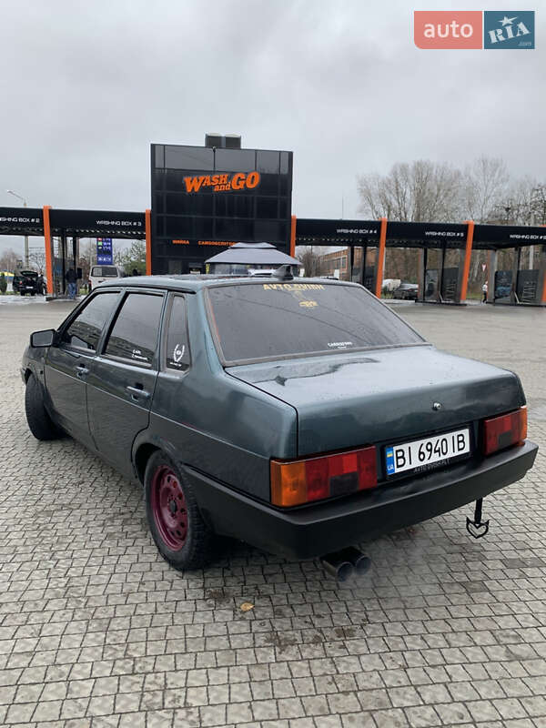 Седан ВАЗ / Lada 21099 2005 в Карлівці