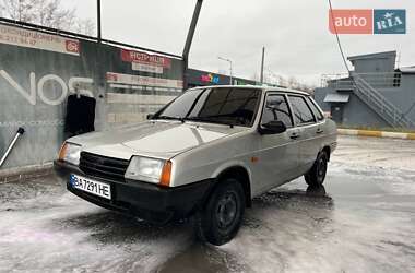 Седан ВАЗ 21099 2007 в Долинской