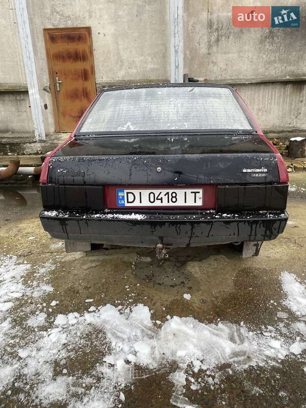 Седан ВАЗ / Lada 21099 1993 в Вараше