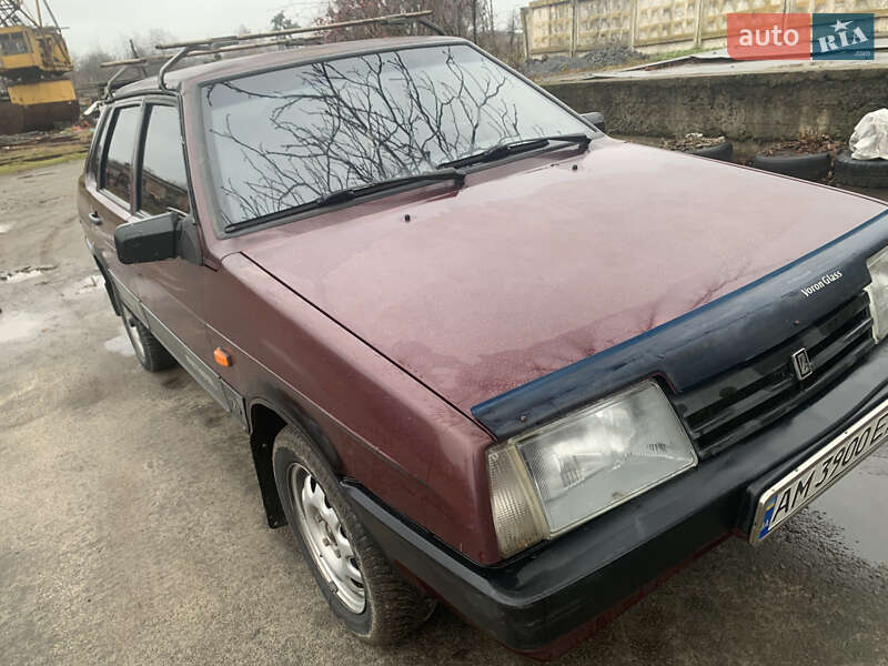 Седан ВАЗ / Lada 21099 2007 в Звягеле