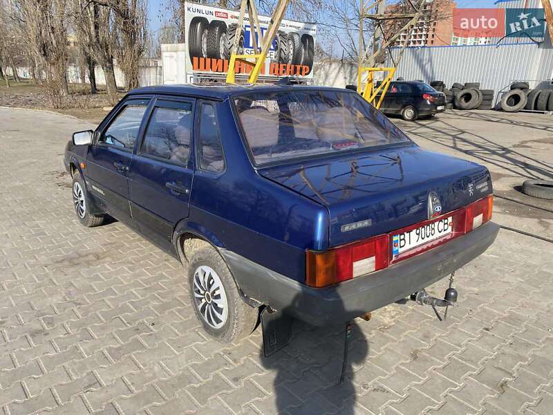 Седан ВАЗ / Lada 21099 2004 в Миколаєві