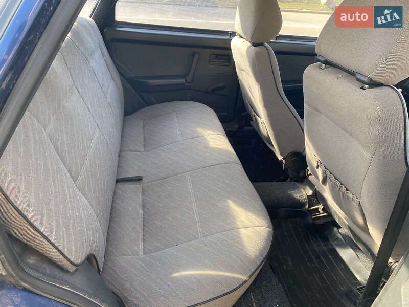 Седан ВАЗ / Lada 21099 2004 в Миколаєві