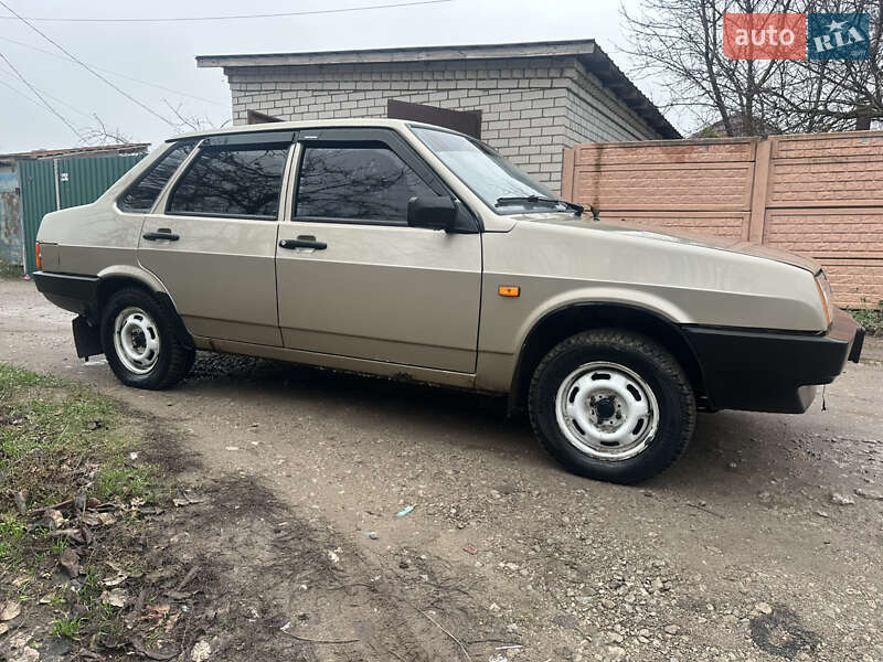 Седан ВАЗ / Lada 21099 2011 в Новомосковске