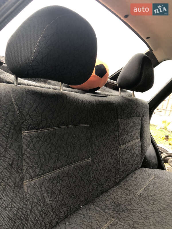 Седан ВАЗ / Lada 21099 2004 в Снігурівці