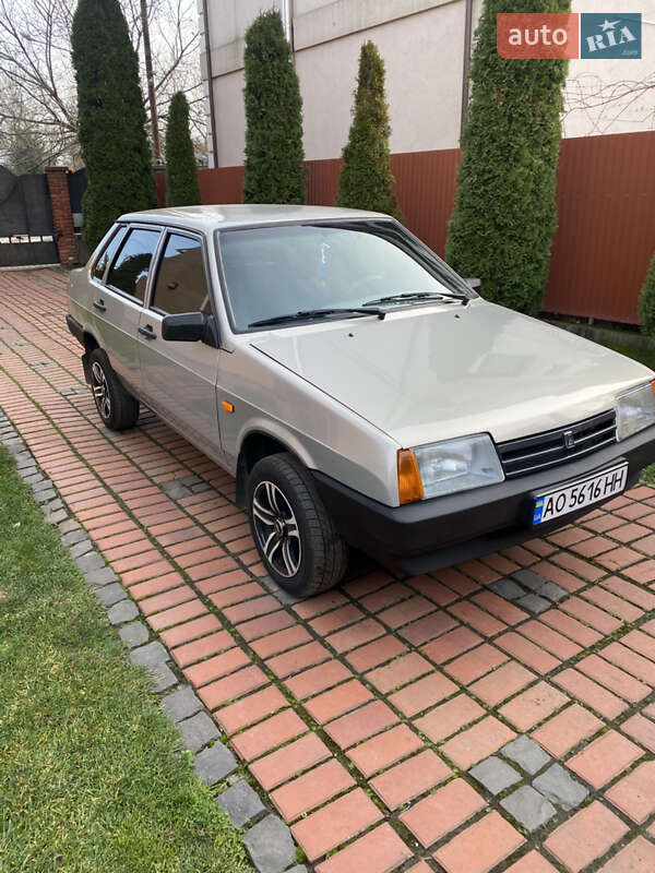 Седан ВАЗ / Lada 21099 2007 в Мукачево