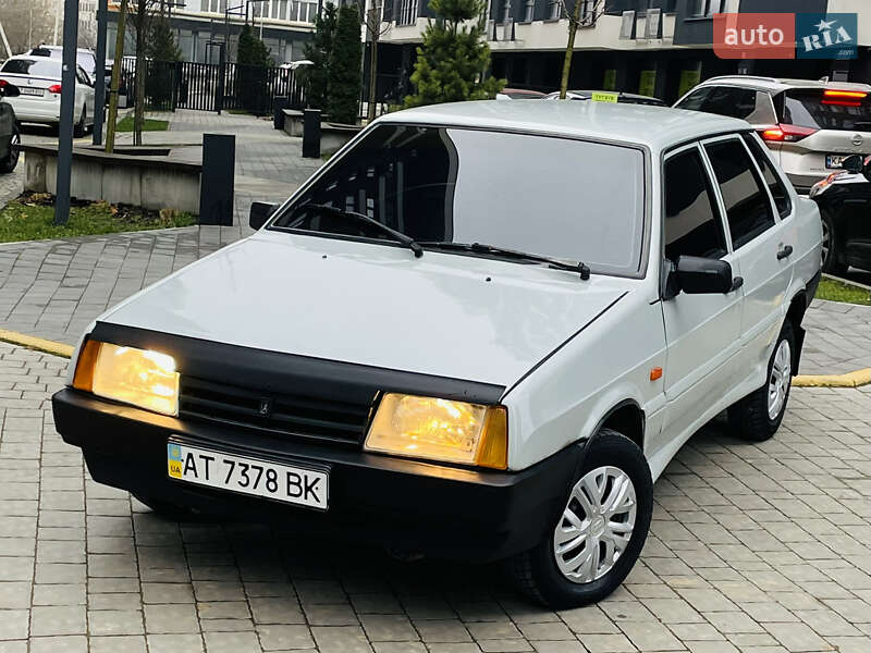 Седан ВАЗ / Lada 21099 2005 в Івано-Франківську фото 3 Седан ВАЗ / Lada 21099 2005 в Івано-Франківську