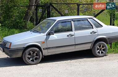 Седан ВАЗ / Lada 21099 2004 в Ужгороді