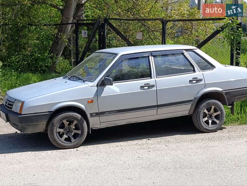 ВАЗ / Lada 21099 2004