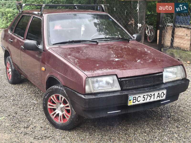 Седан ВАЗ / Lada 21099 1993 в Дубовому